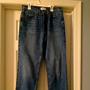 Womens size 27 BDG jeans from Urban Outfitters.  Worn once.